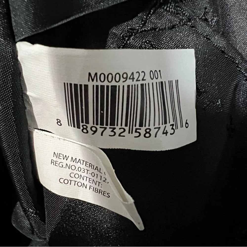 Marc by Marc Jacobs Too Hot To Handle Bentley Tote Bag - Picture 11 of 16